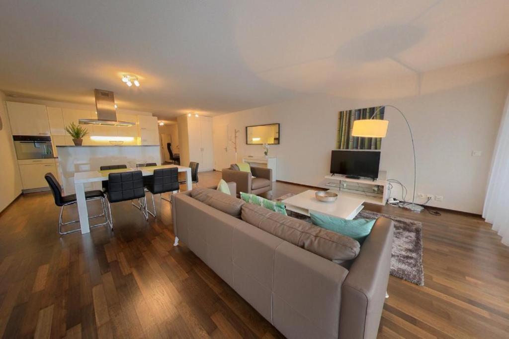 Relax And Recharge By The Lake! Modern Morges Apartments, Ap26 Extérieur photo