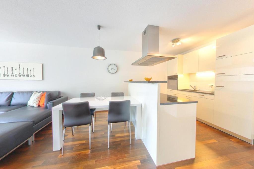 Relax And Recharge By The Lake! Modern Morges Apartments, Ap26 Extérieur photo